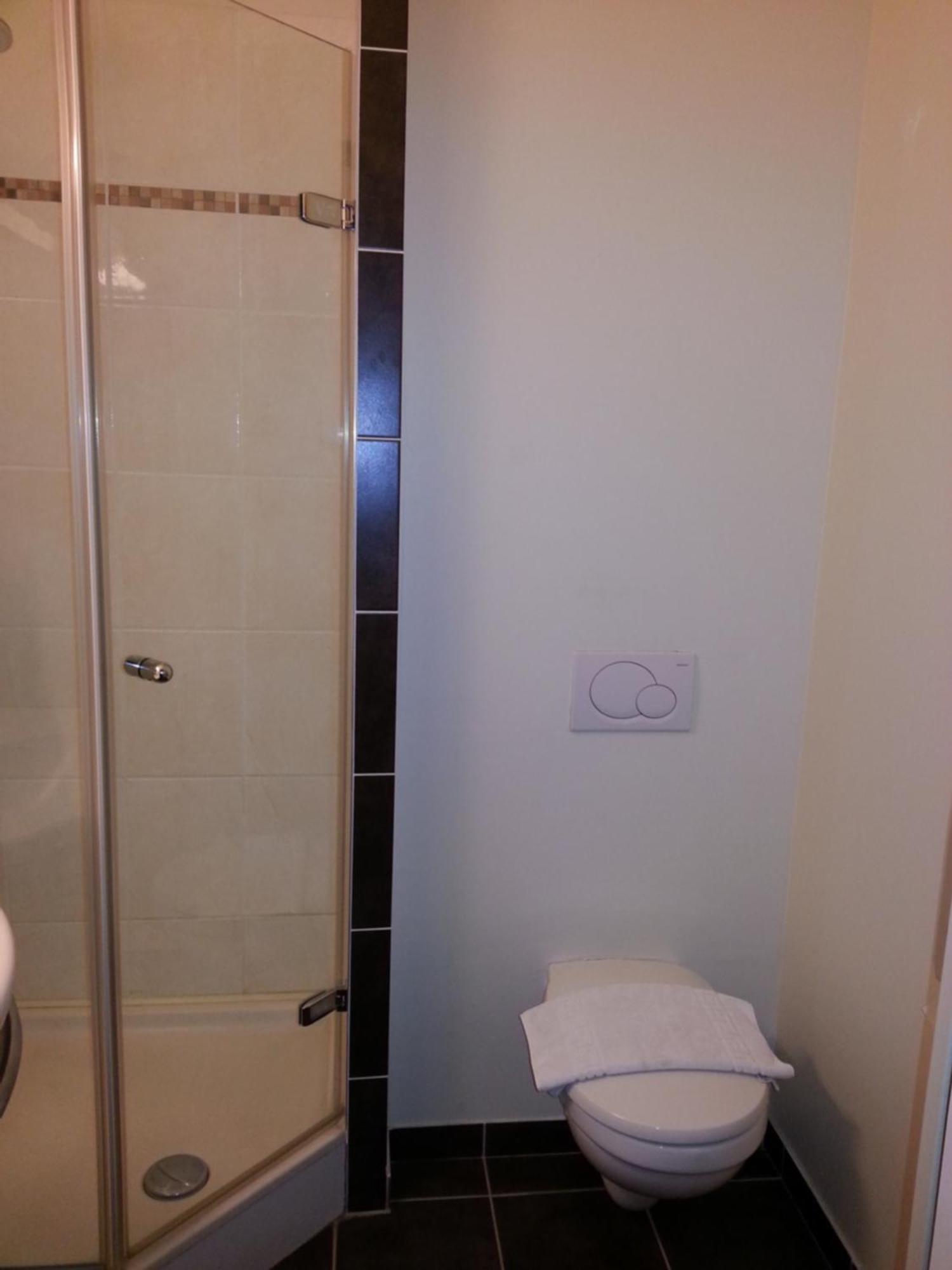 Hotel Akena City Caudry Kültér fotó