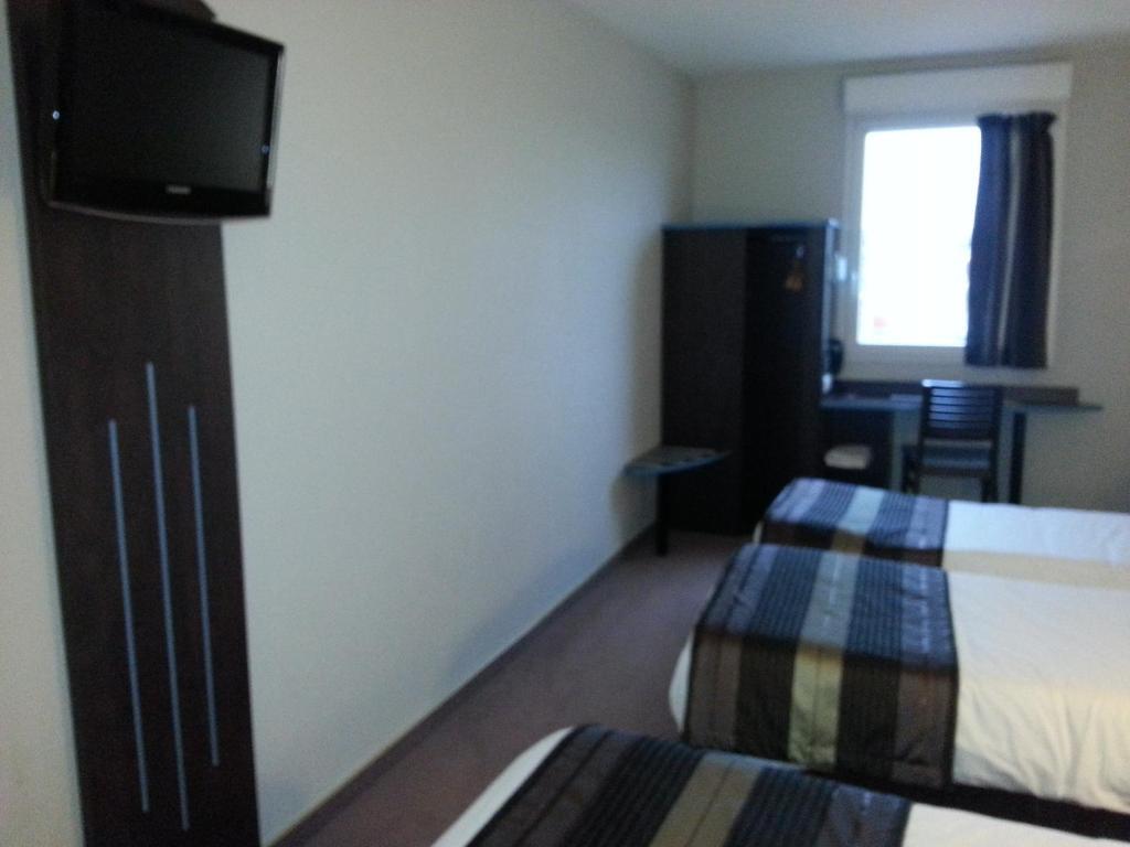 Hotel Akena City Caudry Kültér fotó